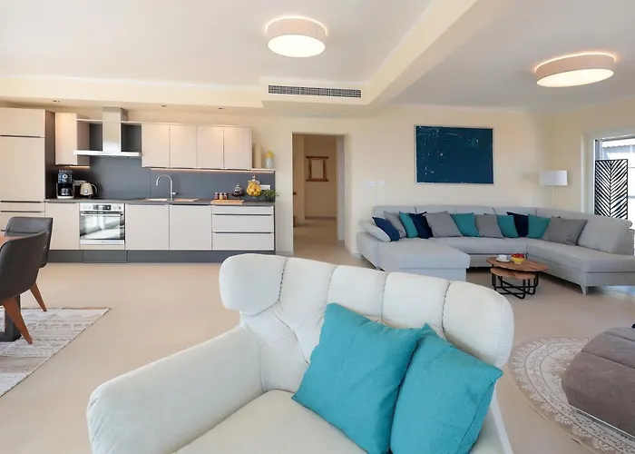 Apartmán Sunny Icici- Sky *